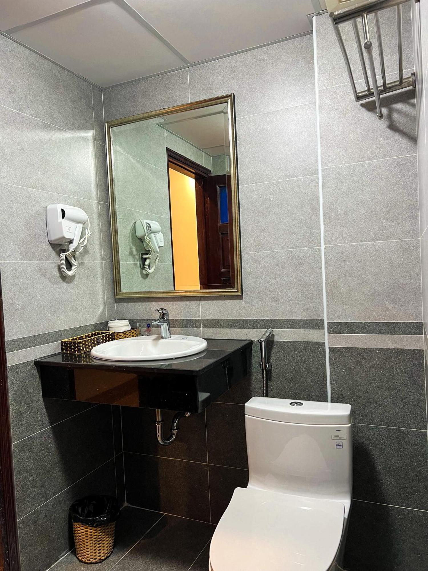 Ven Ho Hotel Hanoi Zewnętrze zdjęcie